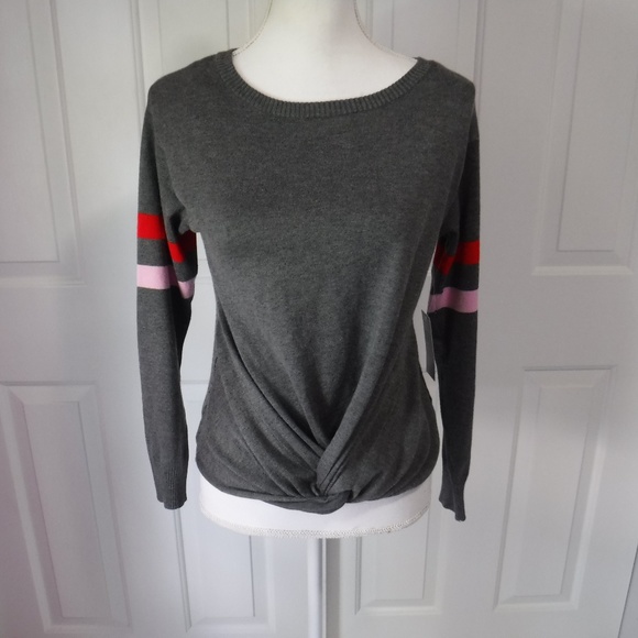 Blush & Bloom Other - 4/$20 Blush & Bloom Sweater Charcoal Twist Front